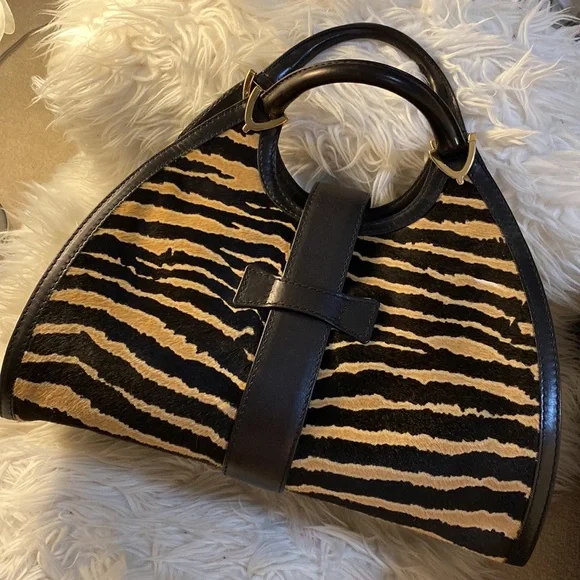 Gucci - Picture 3 of 3